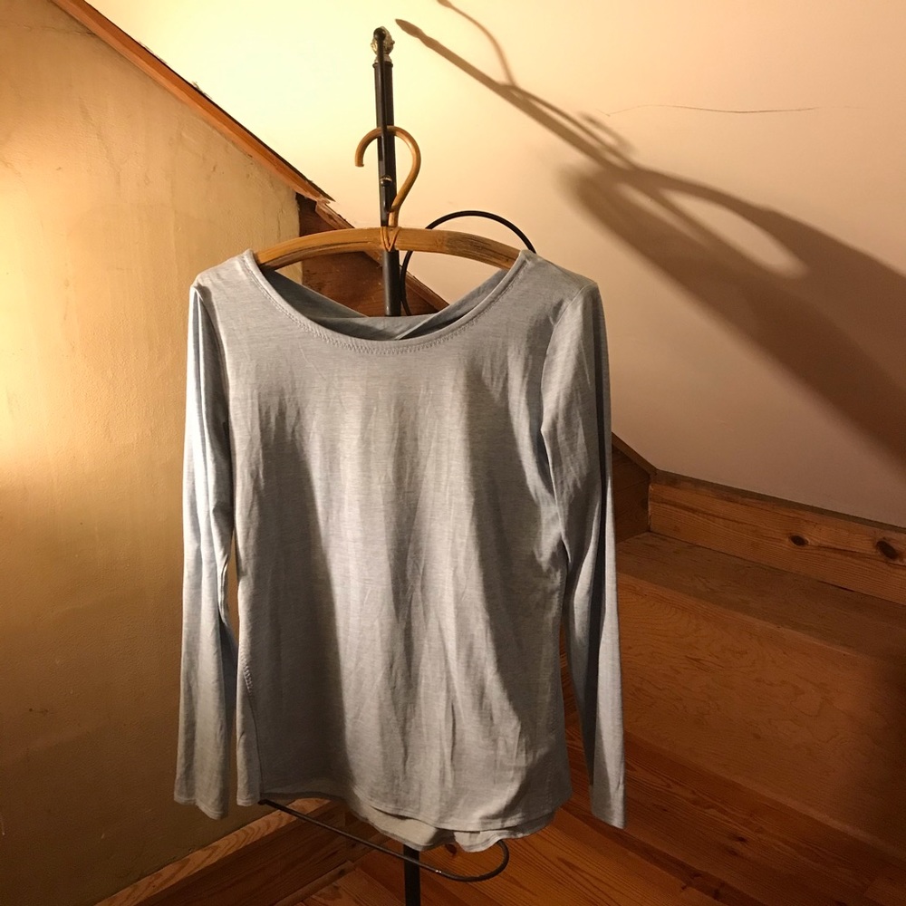 Athleta Light Blue Open Back Long Sleeve Top, EUC, M